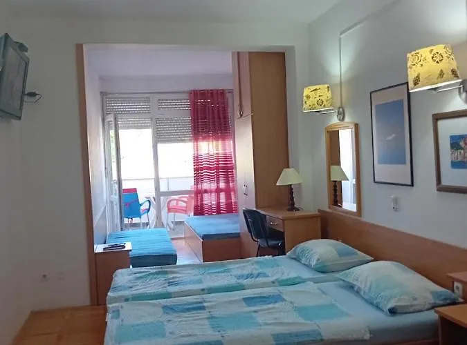 公寓 Centar 特雷比涅